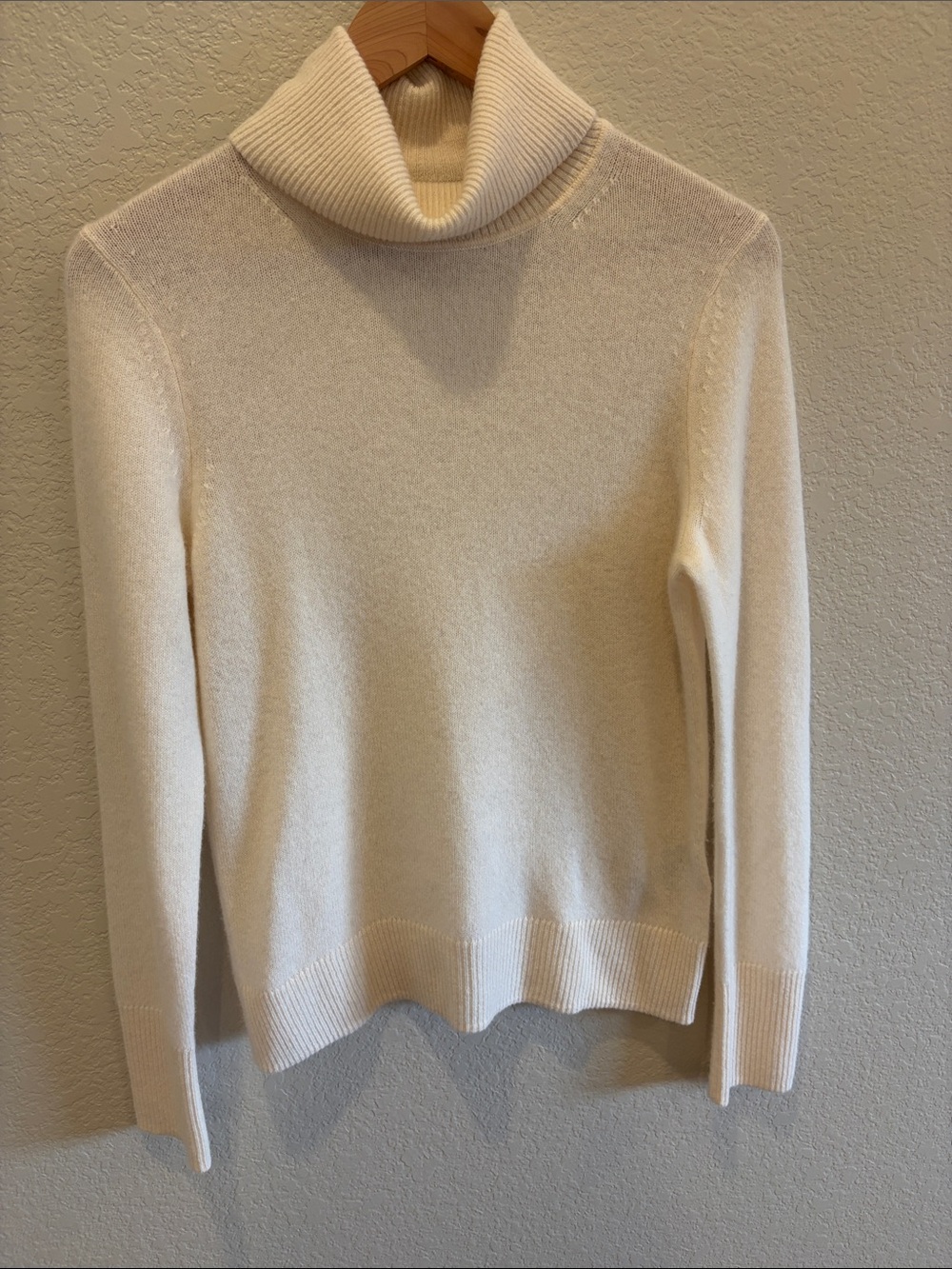 Banana Republic Cream Turtleneck Sweater